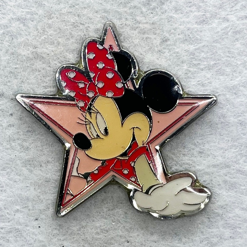 🔮 5/$25 Disney Minnie Mouse Star Pin
